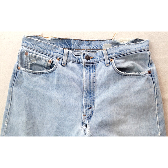 Vintage Levi's 505 Jeans Light Wash Distressed Ripped Frayed Hem Thrashed *READ* - Picture 2 of 16